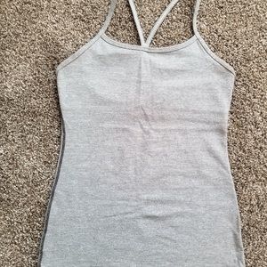 🍋 Lululemon Power Y tank